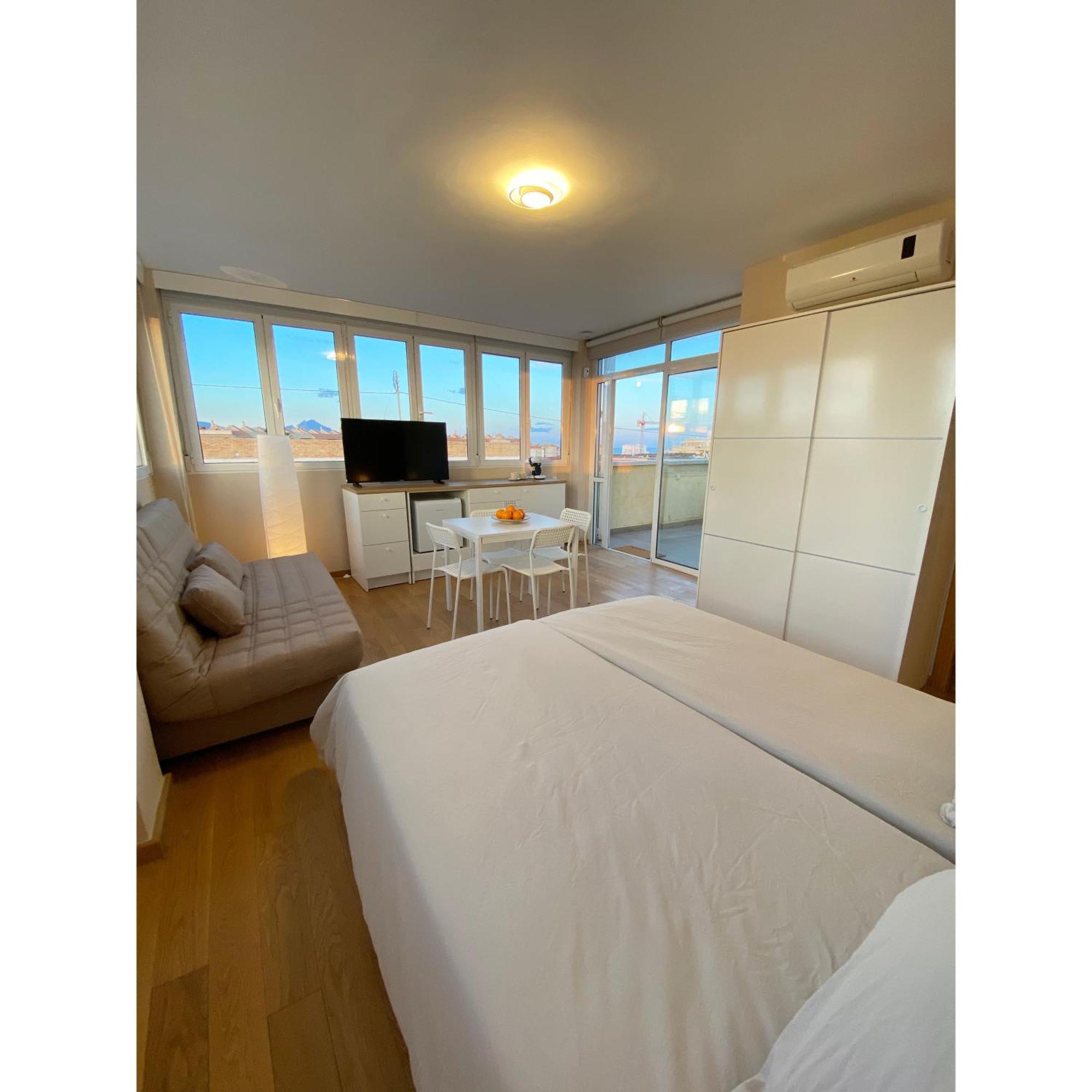 Ferienwohnung Attic With Great Terrace Close To The Sea El Campello Exterior foto